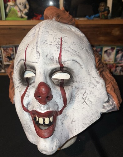 Pennywise costume halloween - pennywise,