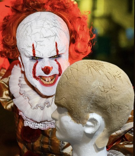 Alien clown head - alien,